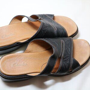 Clarks Strappy Wedge Black Leather Sandals Size 8